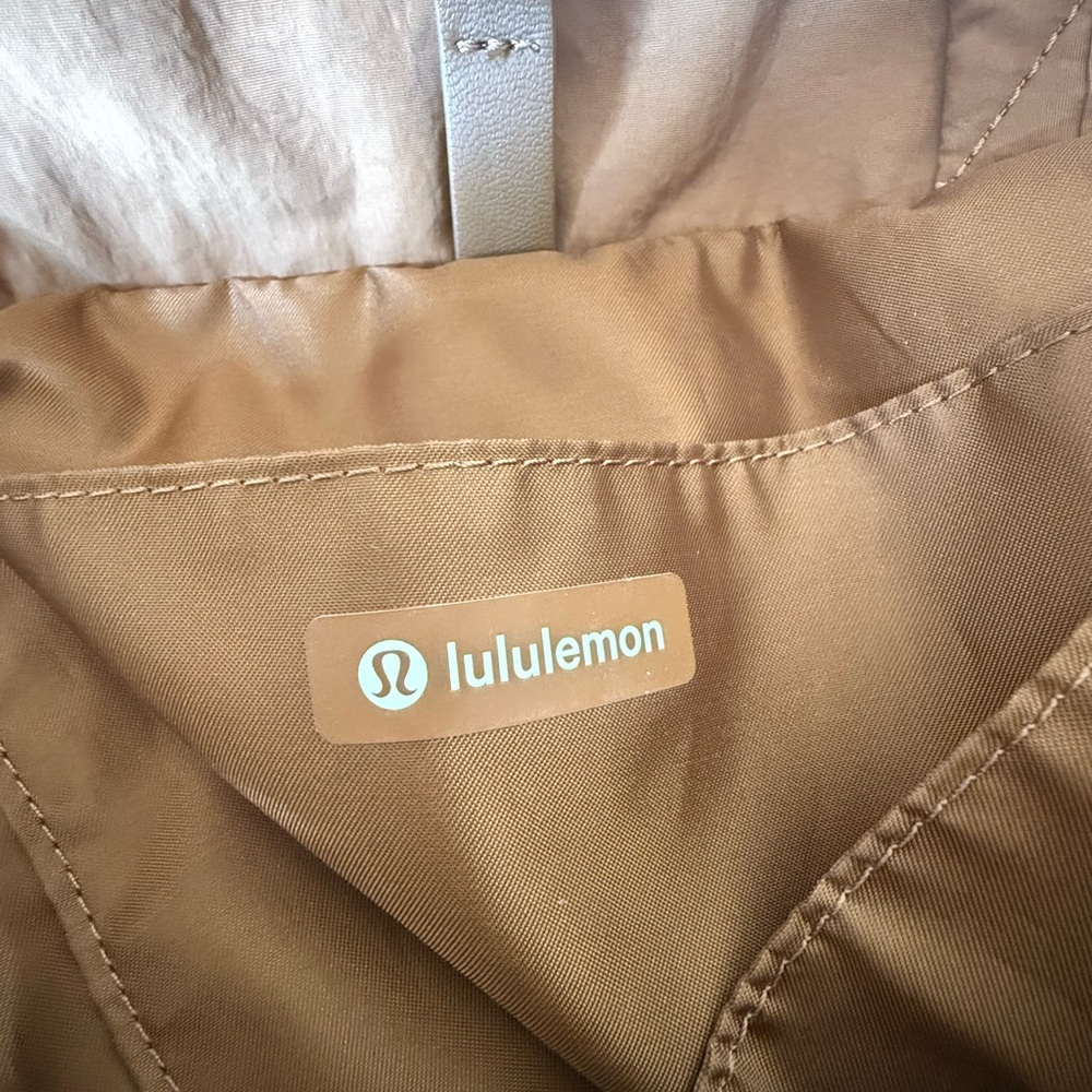 lululemon on my level 2.0 tote bag - Picture 8 of 11